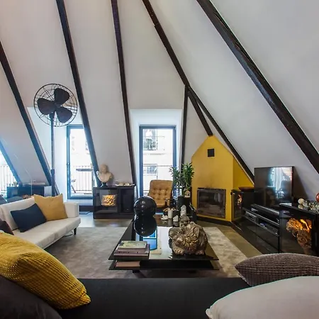 Old Stables Chiado 公寓 *